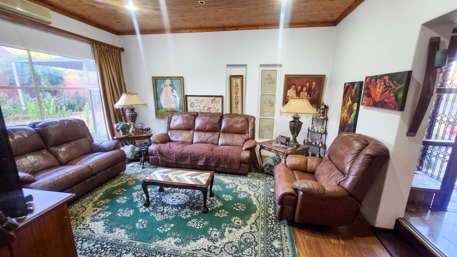 4 Bedroom Property for Sale in Wilkoppies North West